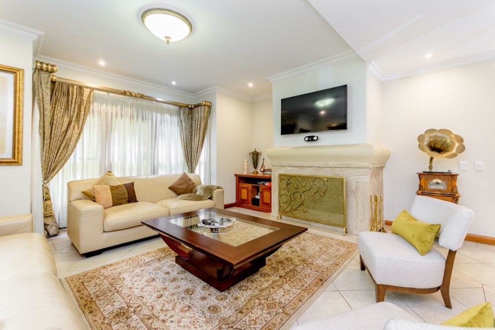Cluster sold in Bedfordview - BED1729813