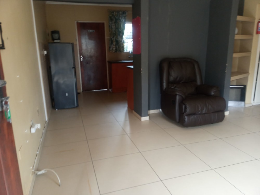House for sale in Sonheuwel - 1NS1696323 House for sale in Sonheuwel - 1NS1696323