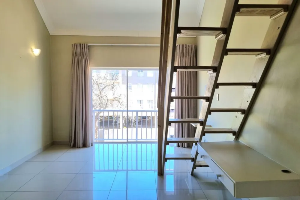 Loft let in West Hill, Grahamstown, Makhanda - 1GC1752104