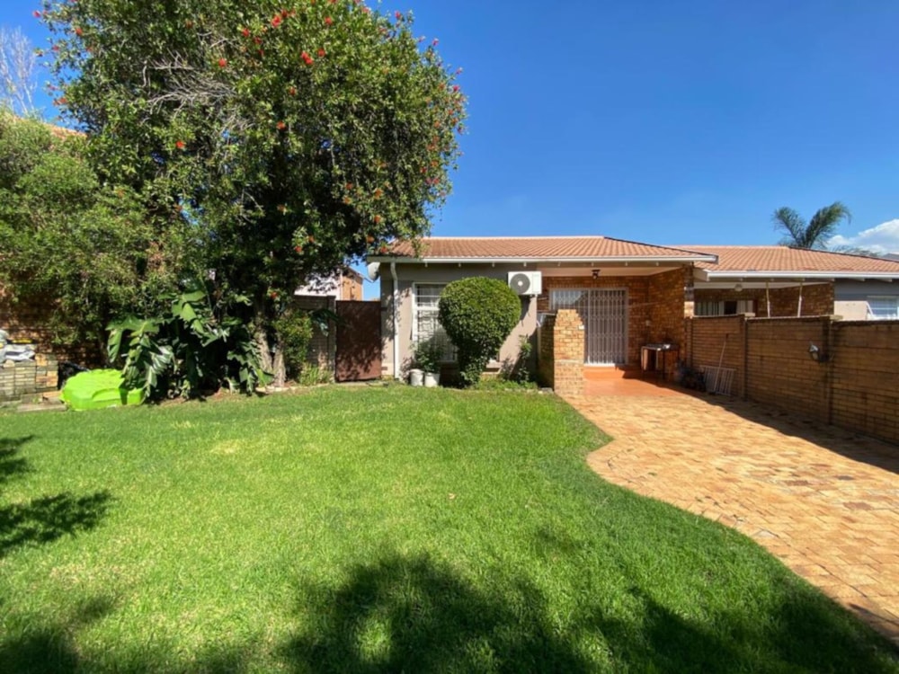Townhouse to rent in Liefde en Vrede - 1GV1739936 Townhouse to rent in Liefde en Vrede - 1GV1739936