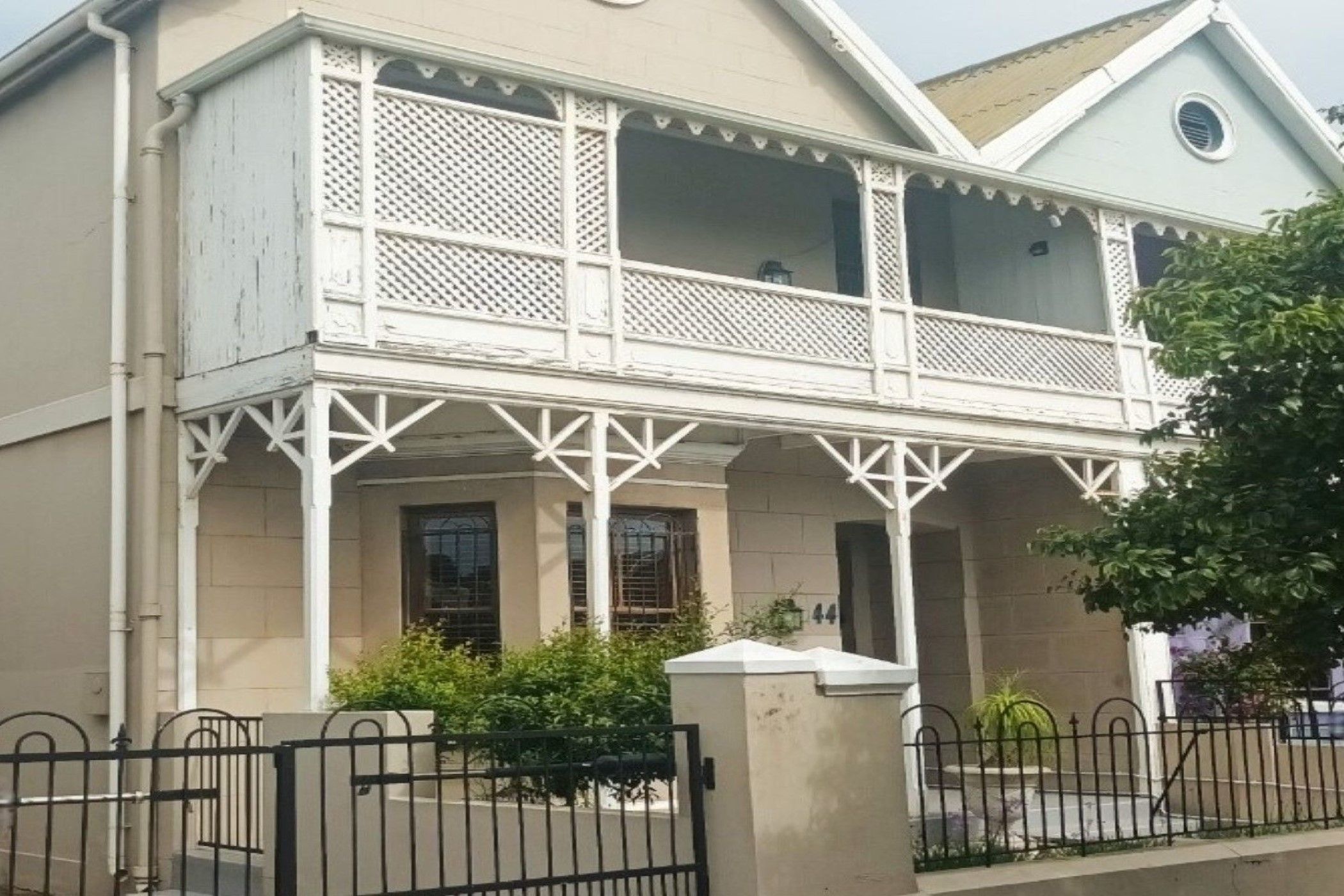 House sold in Richmond Hill - 1PLZ1606088