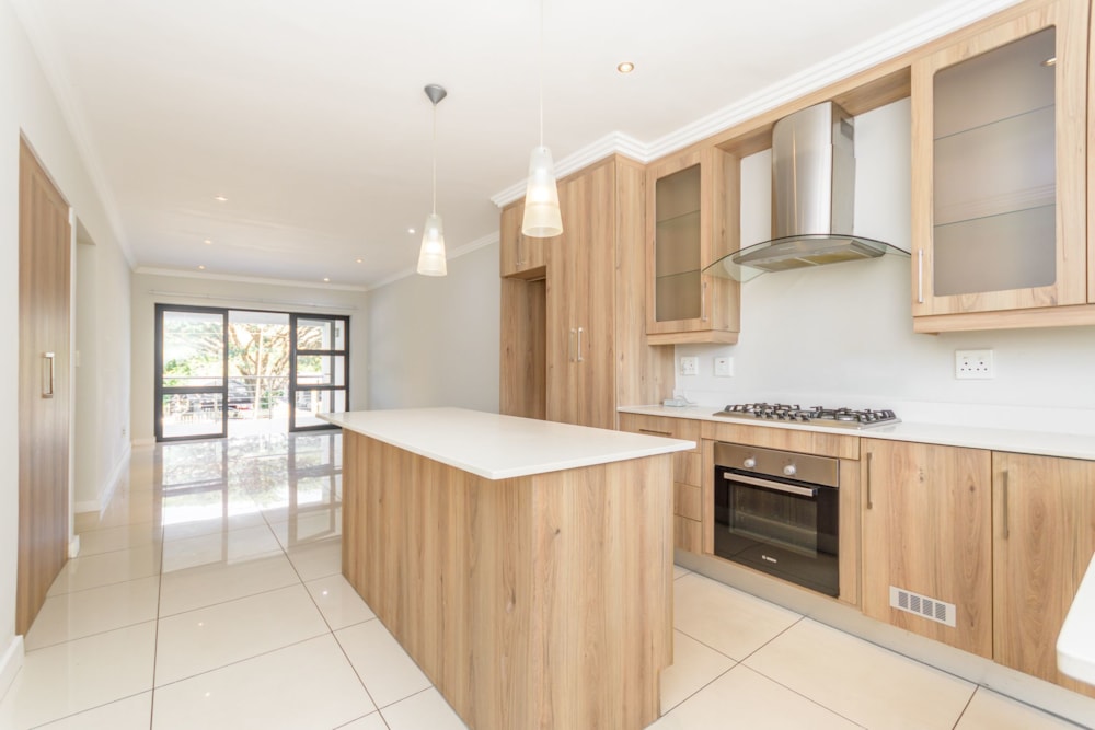 Apartment for sale in Bryanston - HP1698962