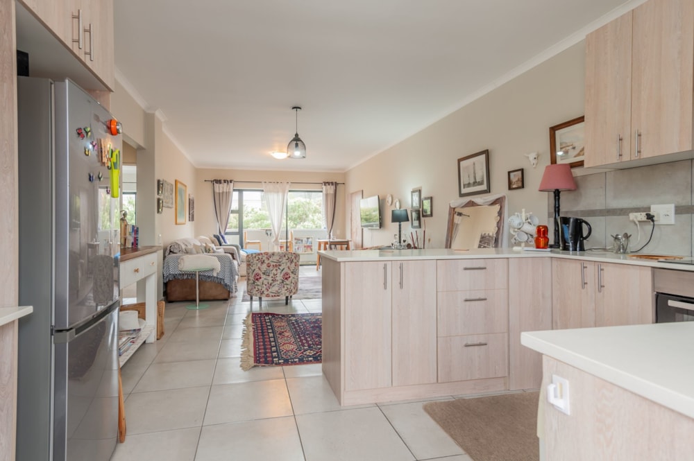 Apartment sold in Fish Hoek - FH1695067 Apartment sold in Fish Hoek - FH1695067