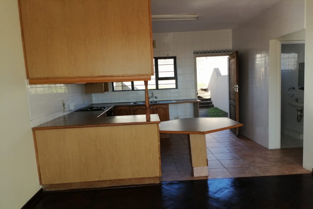 Apartment for sale in Illovo Beach - 1WB1719164 Apartment for sale in Illovo Beach - 1WB1719164