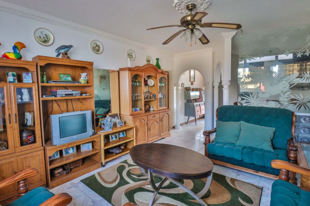 Apartment for sale in Amanzimtoti - 1WB1608630 Apartment for sale in Amanzimtoti - 1WB1608630