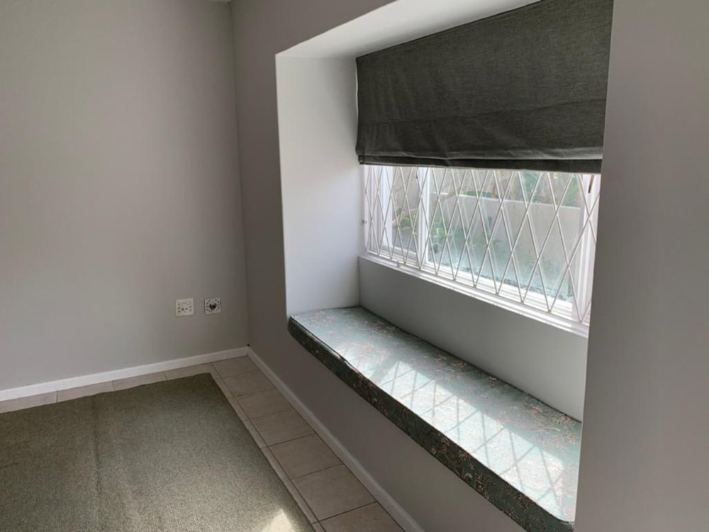 Double-storey apartment let in Sunnyside, Grahamstown, Makhanda - 1GC1710511 Double-storey apartment let in Sunnyside, Grahamstown, Makhanda - 1GC1710511