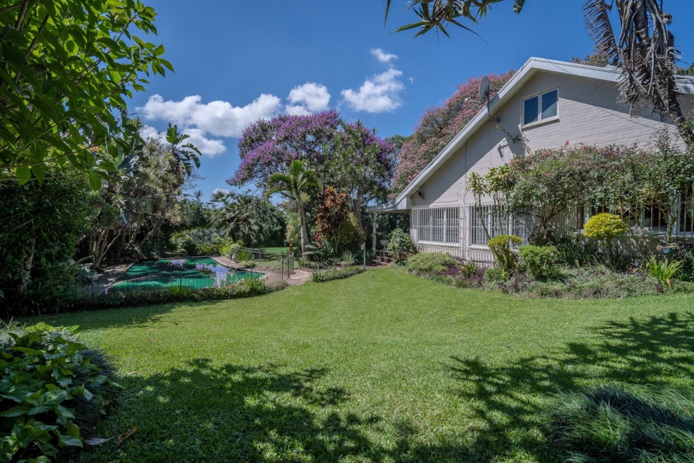 Double-storey house for sale in Kloof - 1KF1510253