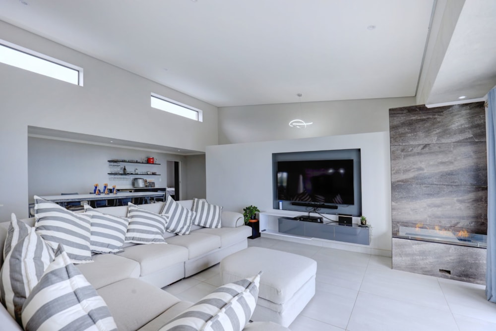 House sold in Pinnacle Point Golf Estate - 1MB1605442 House sold in Pinnacle Point Golf Estate - 1MB1605442