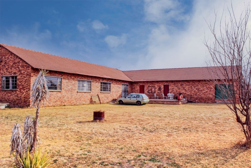 Smallholding for sale in Bredell - EN1542062 Smallholding for sale in Bredell - EN1542062