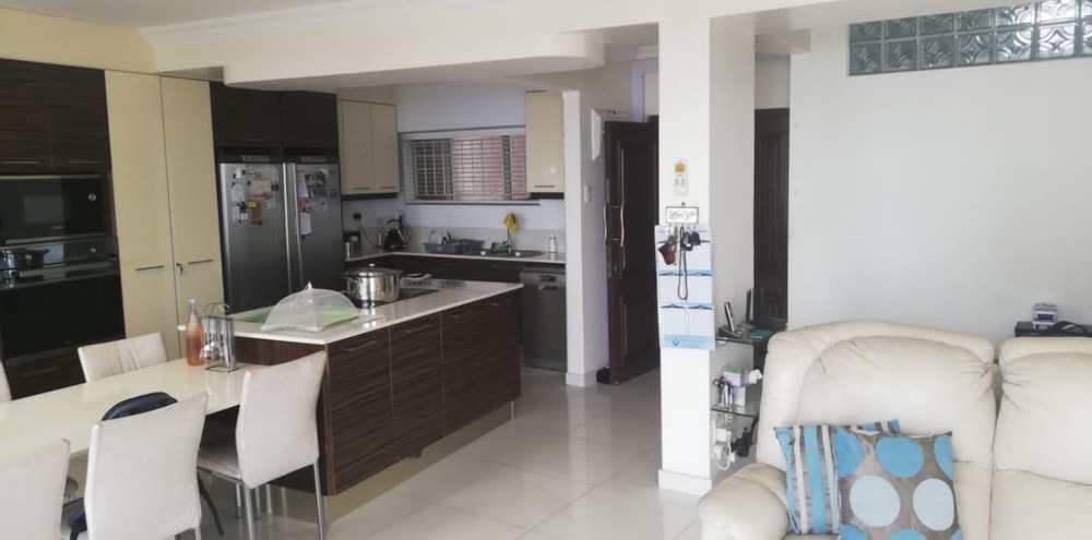 Apartment for sale in North Beach Durban - 1DA1607857 Apartment for sale in North Beach Durban - 1DA1607857