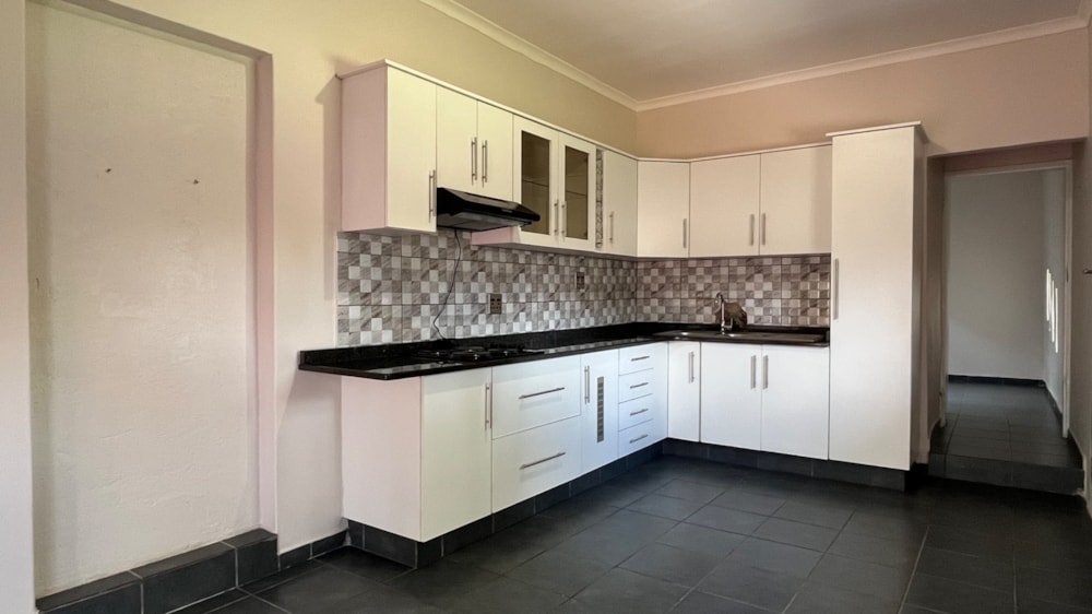 House let in Pioneer Park - 1NW1682029