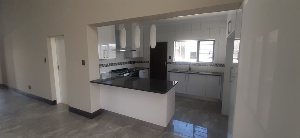 House for sale in Riverside Estate, Tzaneen - 1TA1568025 House for sale in Riverside Estate, Tzaneen - 1TA1568025