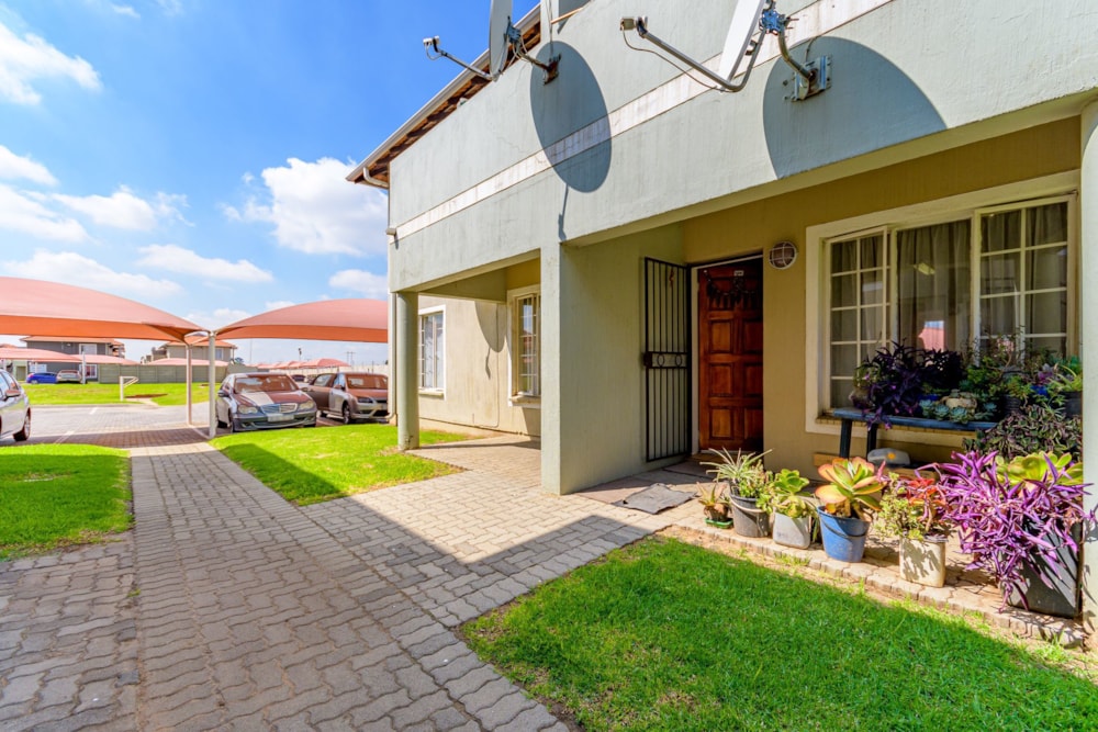 Townhouse for sale in Comet - BOK1607847