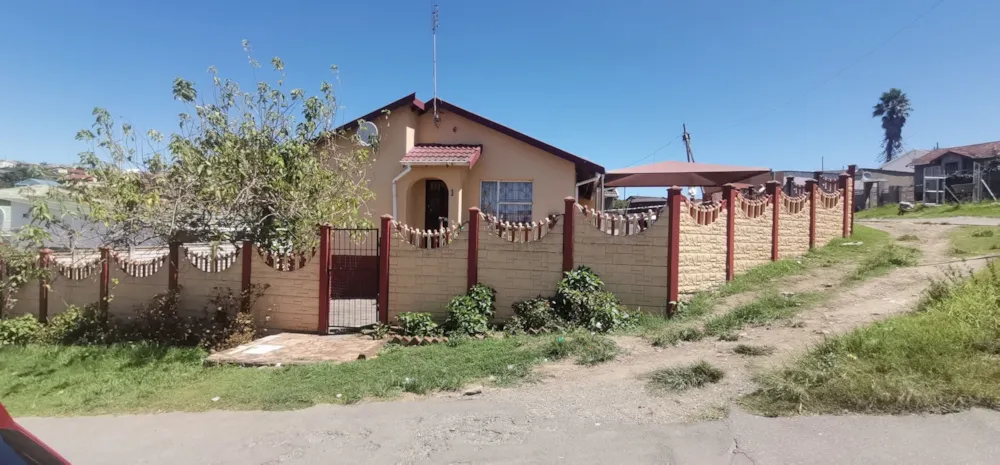 House for sale in King Williams Town (Qonce) - 1MH1605257