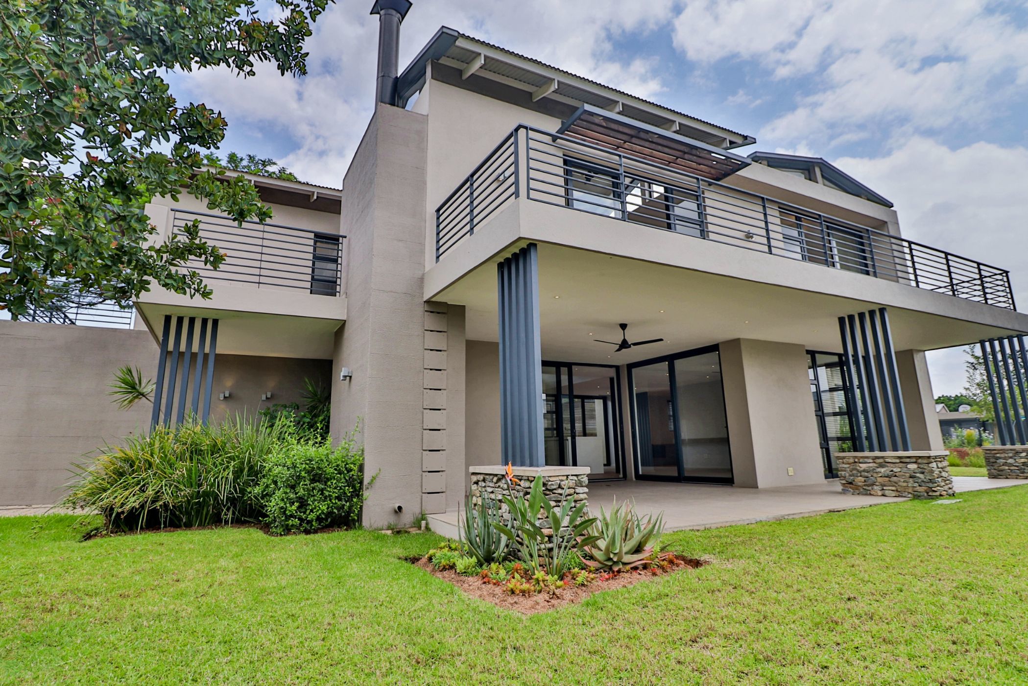 Double-storey house for sale in The Rest - 1NS1605553