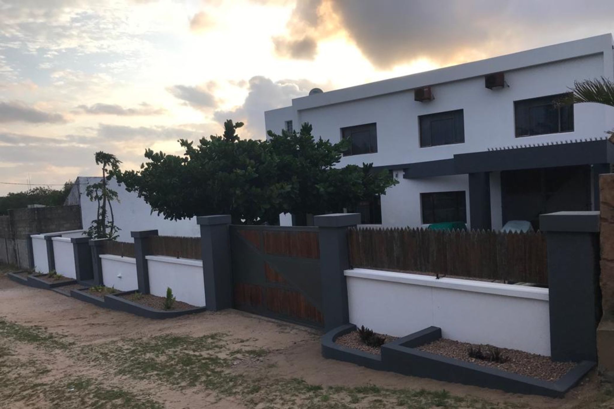 House for sale in Bilene, Mozambique - 3MQ1606102