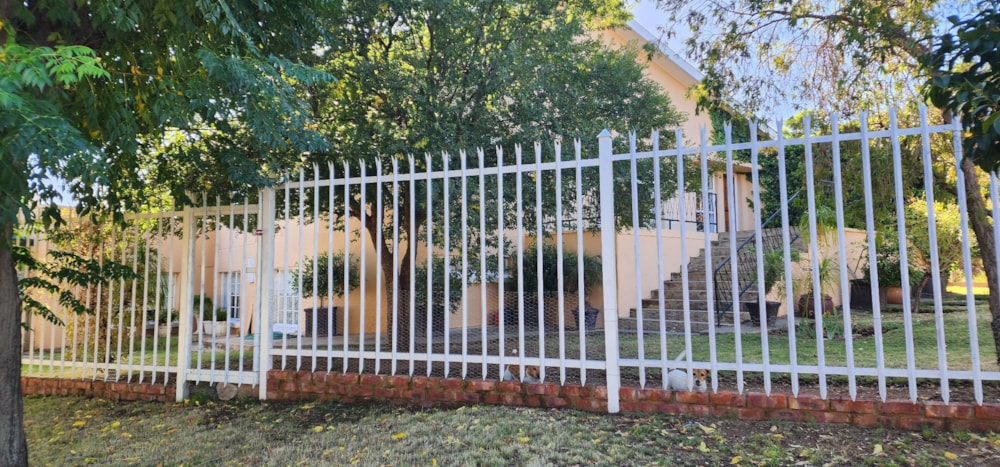 Double-storey house for sale in Cradock - 1KK1606260 Double-storey house for sale in Cradock - 1KK1606260