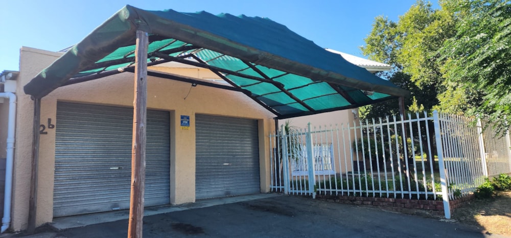 Double-storey house for sale in Cradock - 1KK1606260 Double-storey house for sale in Cradock - 1KK1606260