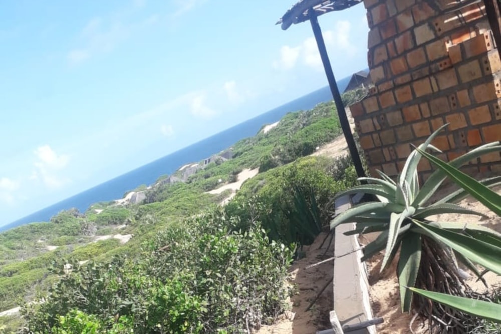 Beach bungalow for sale in Inharrime, Mozambique - 3MQ1606319