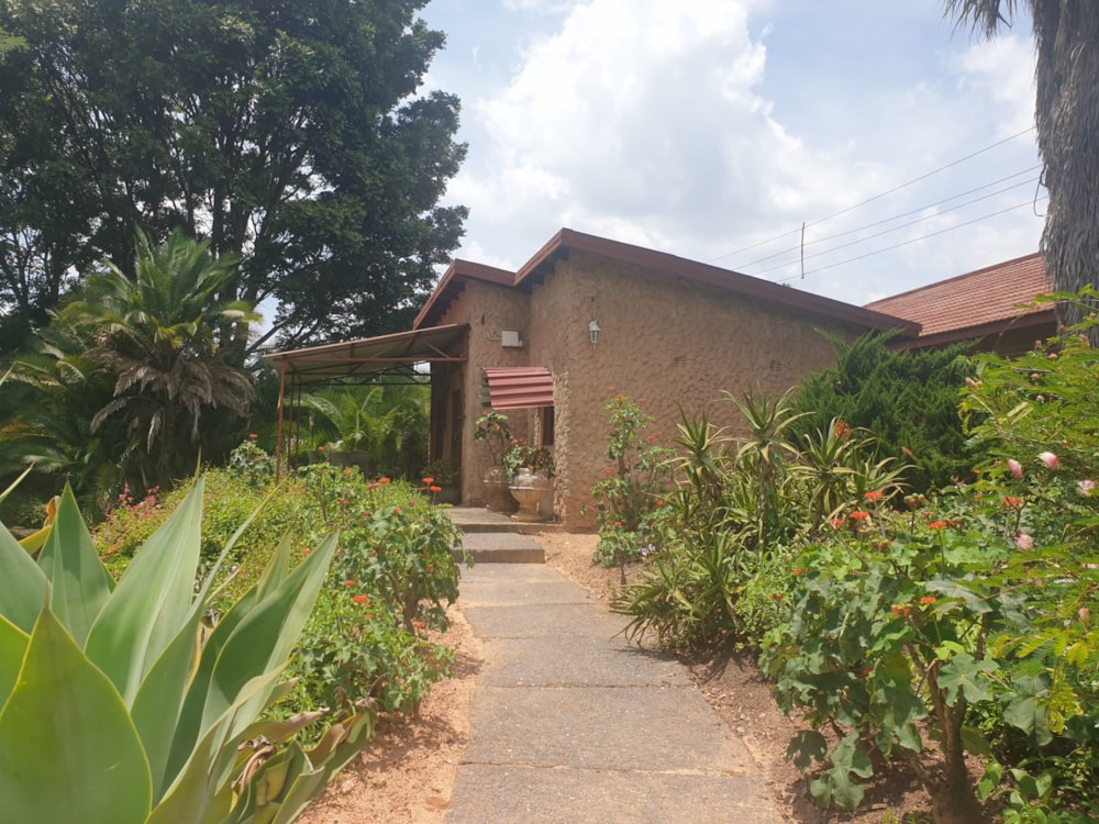House to rent in Chudleigh, Zambia - 3ZA1642944