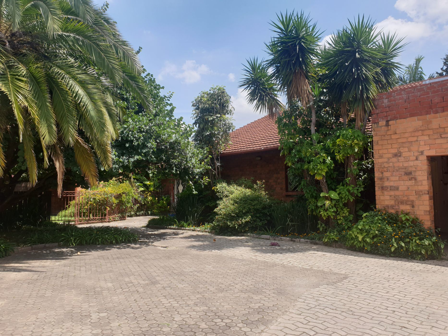 House for sale in Olympia Park Extension, Zambia - 3ZA1607527