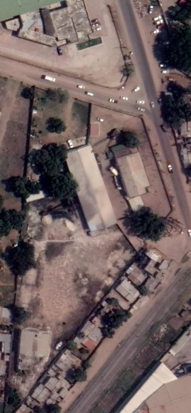 Commercial industrial property for sale in Matola, Mozambique - 3MQ1606771 Commercial industrial property for sale in Matola, Mozambique - 3MQ1606771