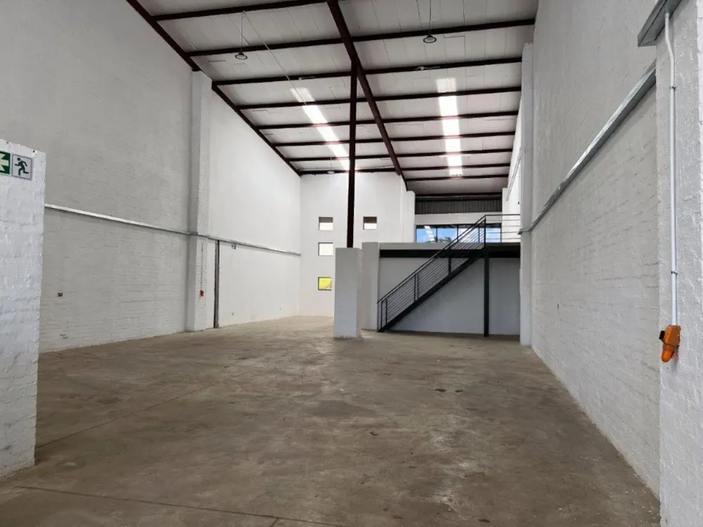 Commercial business for sale in Block 8 Industrial, Botswana - 3BO1744939 Commercial business for sale in Block 8 Industrial, Botswana - 3BO1744939