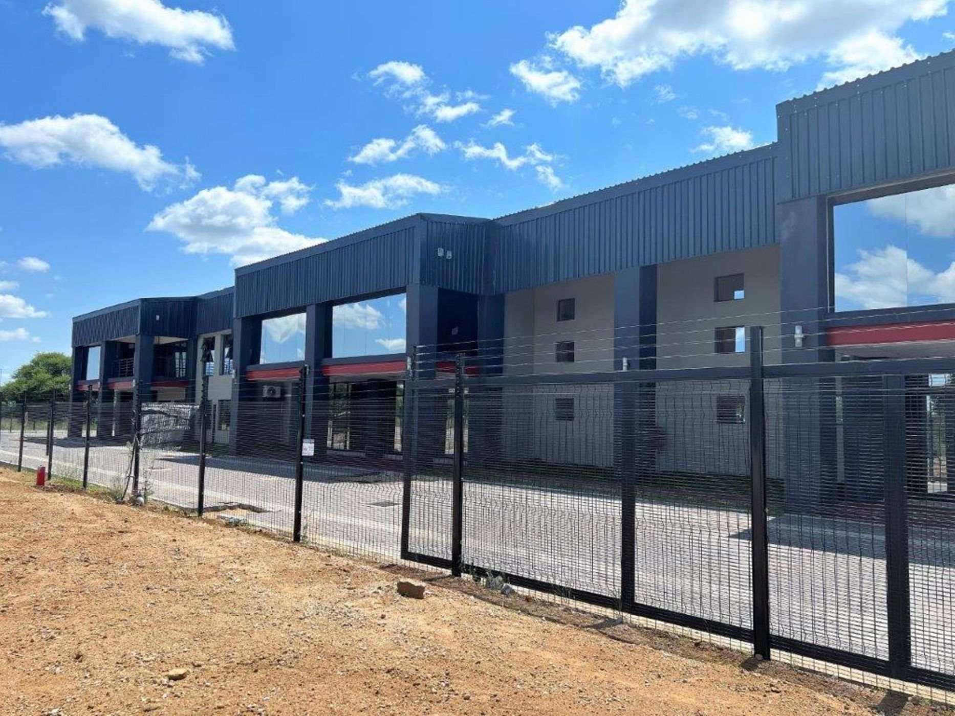 Commercial business to rent in Block 8 Industrial, Botswana - 3BO1607258