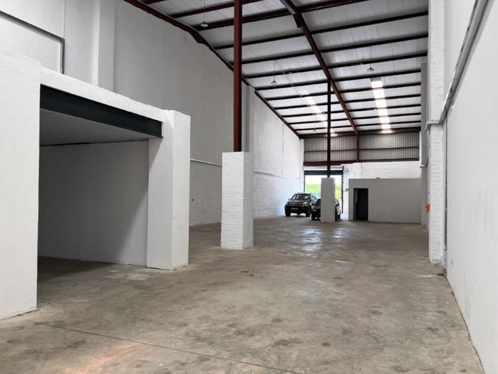 Commercial business to rent in Block 8 Industrial, Botswana - 3BO1607258 Commercial business to rent in Block 8 Industrial, Botswana - 3BO1607258