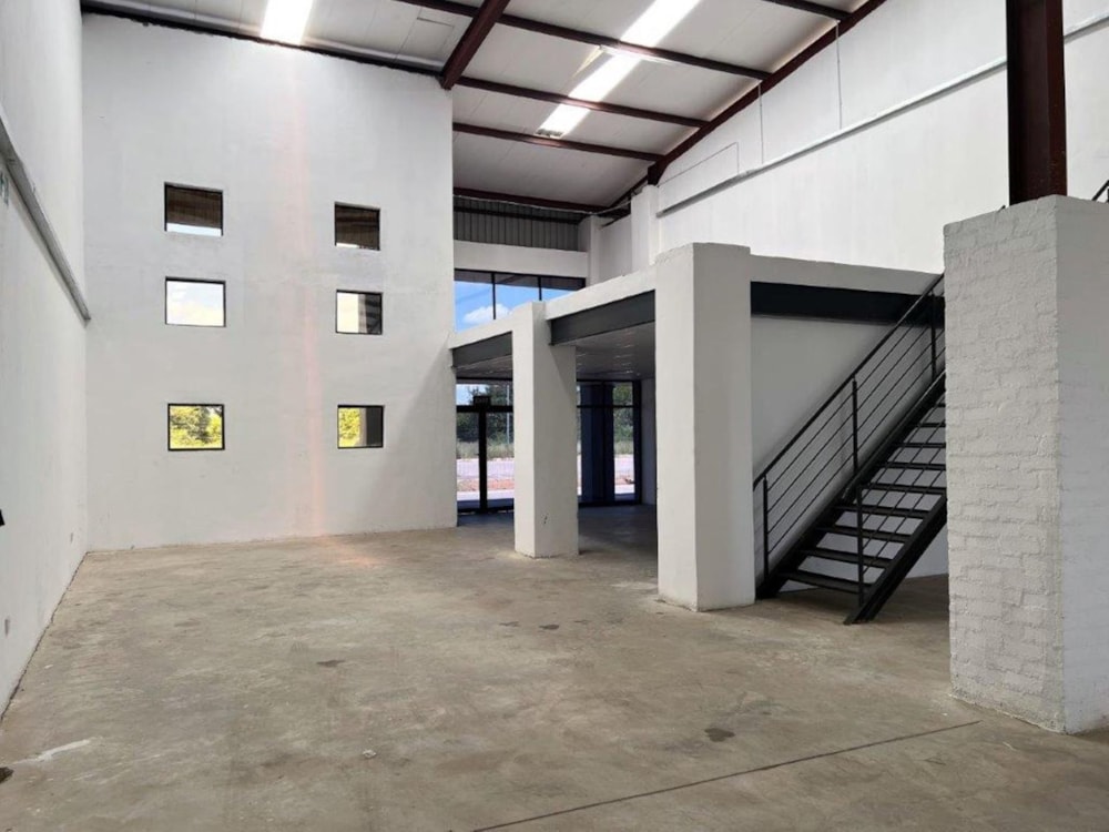 Commercial business to rent in Block 8 Industrial, Botswana - 3BO1607258 Commercial business to rent in Block 8 Industrial, Botswana - 3BO1607258