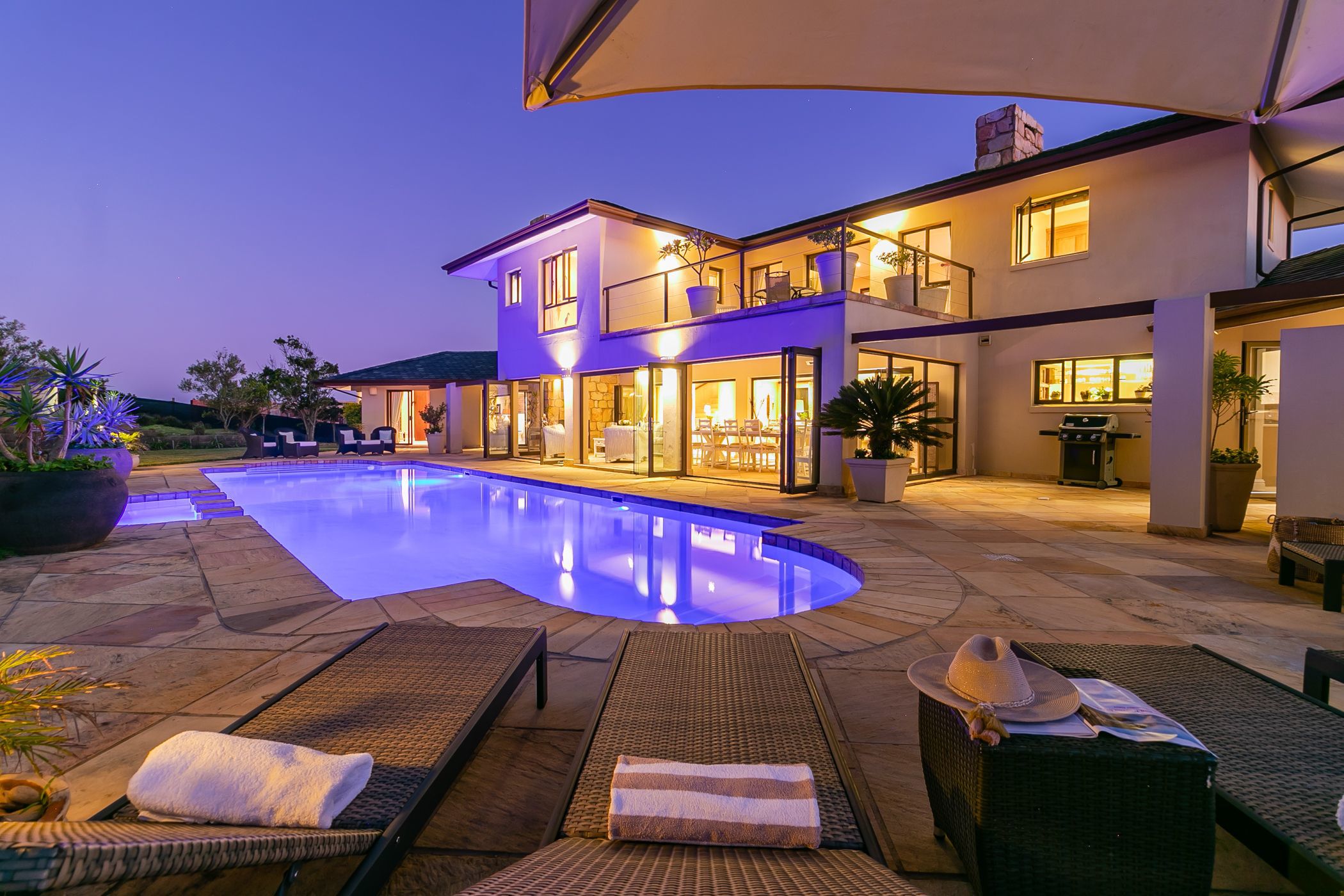 House sold in Pezula Private Estate - 1KG1607107