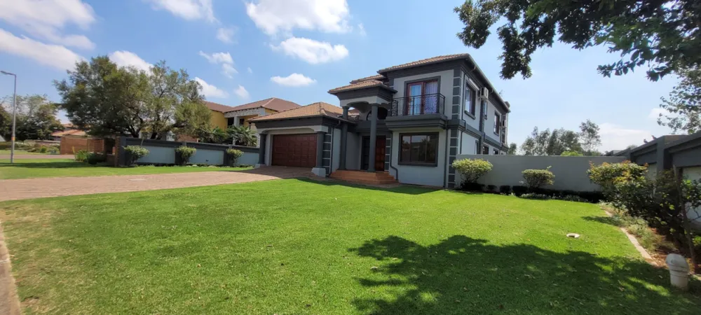 House for sale in Helderwyk Estate - 1BJ1721292 House for sale in Helderwyk Estate - 1BJ1721292