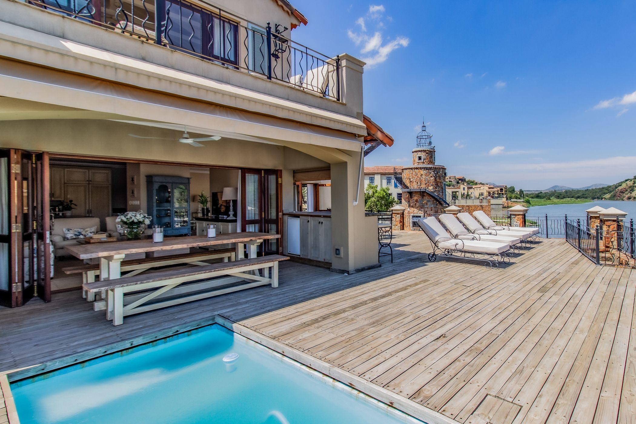 Double-storey house for sale in Estate D Afrique - 1HR1607983