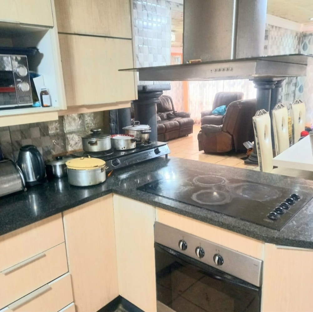 House for sale in Kwa Thema - 1SP1607882