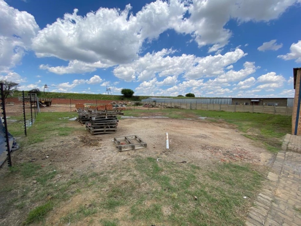 Commercial industrial property to rent in Kimdustria - 1KJ1607990 Commercial industrial property to rent in Kimdustria - 1KJ1607990