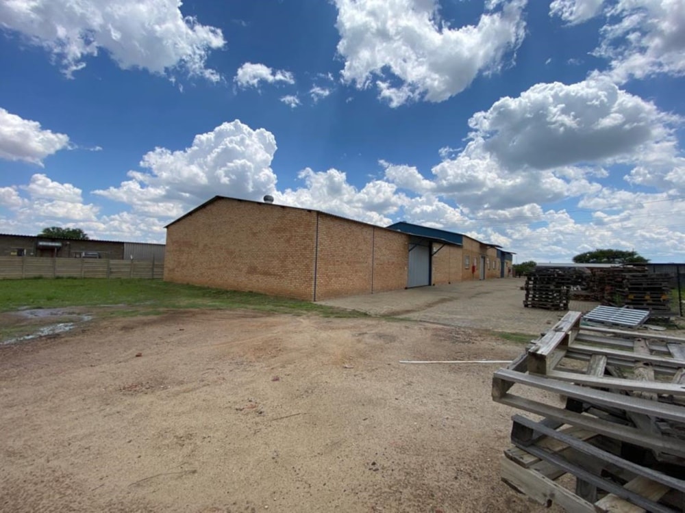 Commercial industrial property to rent in Kimdustria - 1KJ1607990 Commercial industrial property to rent in Kimdustria - 1KJ1607990