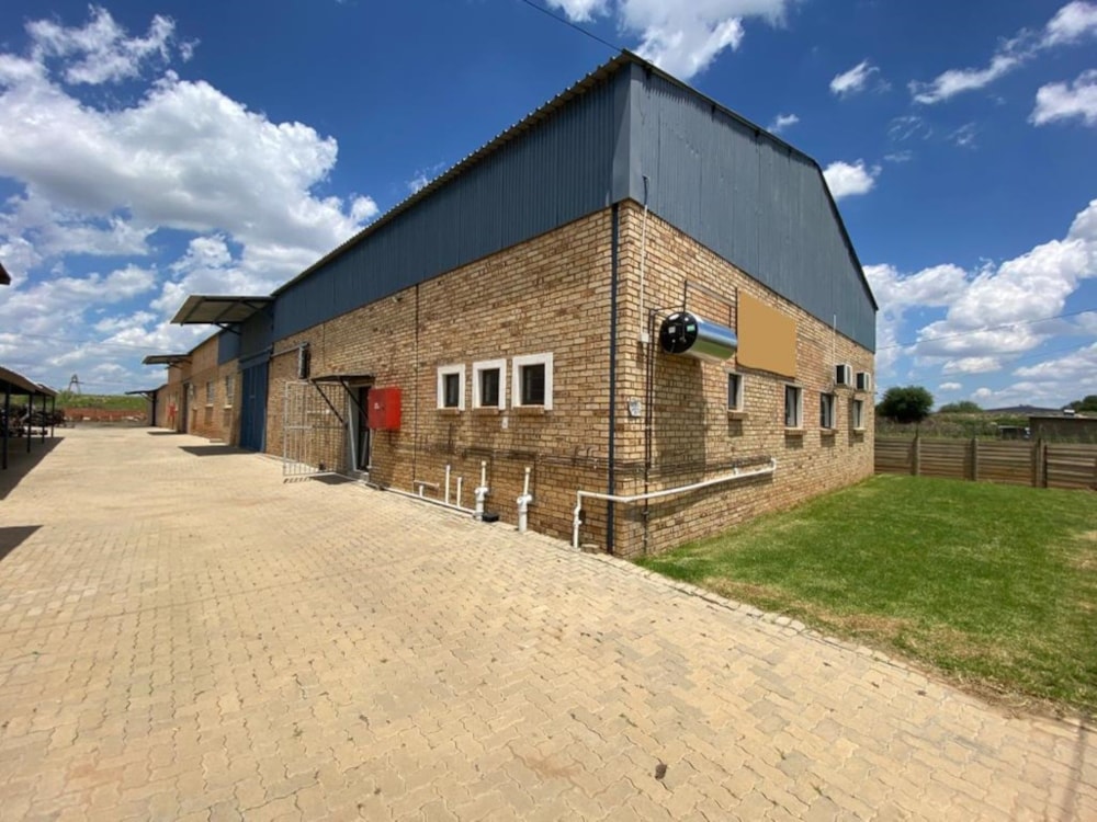 Commercial industrial property to rent in Kimdustria - 1KJ1607990 Commercial industrial property to rent in Kimdustria - 1KJ1607990