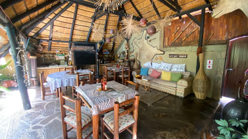 Bed & breakfast for sale in Suiderhof, Namibia - 3NM1608039 Bed & breakfast for sale in Suiderhof, Namibia - 3NM1608039