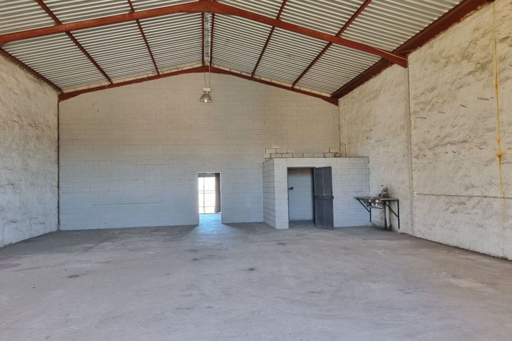 Commercial Building to rent in Grahamstown (Makhanda) - 1GC1724189 Commercial Building to rent in Grahamstown (Makhanda) - 1GC1724189