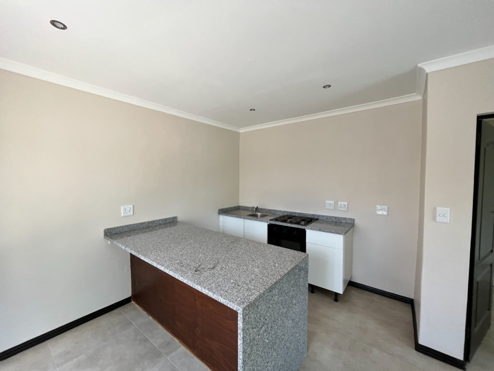 Apartment let in Waterfall, Upper Highway - 1KF1683049