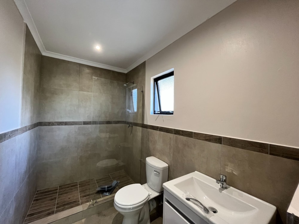 Apartment let in Waterfall, Upper Highway - 1KF1683049