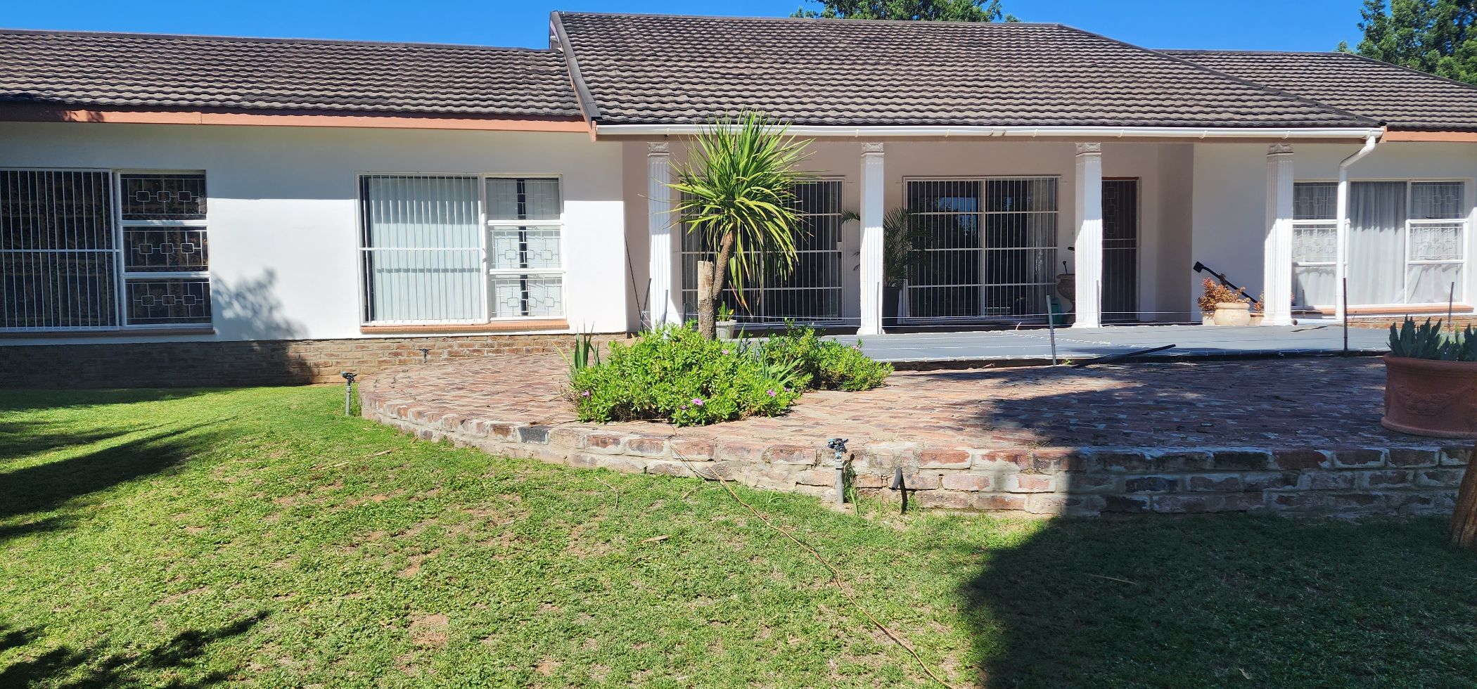House for sale in Cradock - 1KK1705099