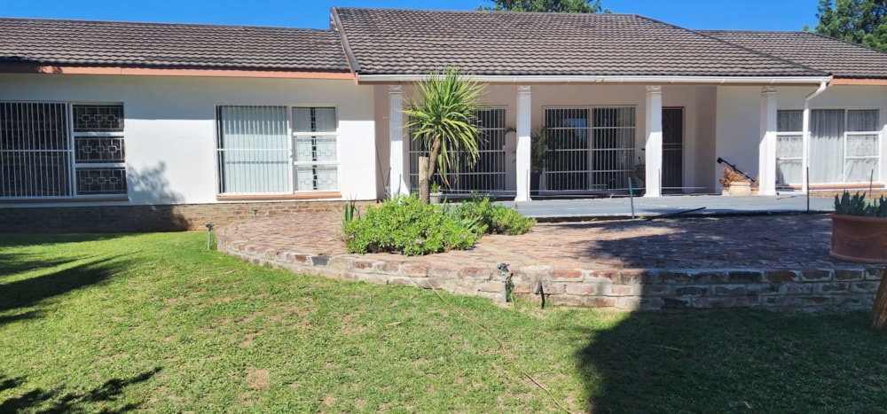 House for sale in Cradock - 1KK1705099 House for sale in Cradock - 1KK1705099