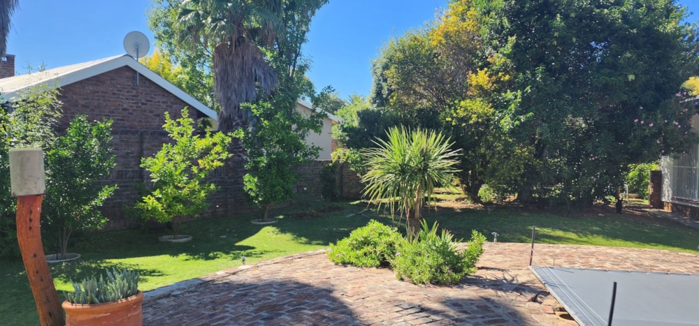 House for sale in Cradock - 1KK1705099 House for sale in Cradock - 1KK1705099