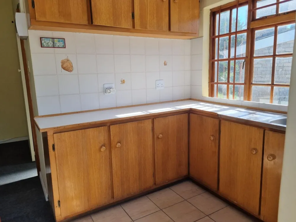 Bachelor apartment to rent in Sunnyside, Grahamstown, Makhanda - 1GC1749337 Bachelor apartment to rent in Sunnyside, Grahamstown, Makhanda - 1GC1749337