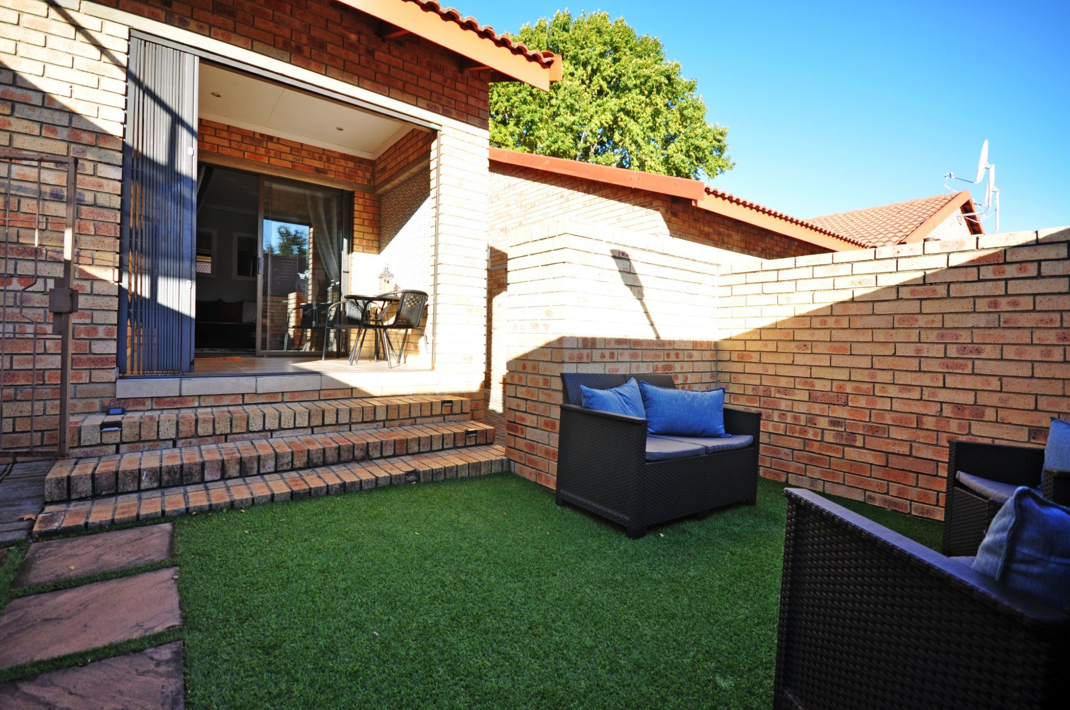 Townhouse sold in Three Rivers North - 1VT1609125