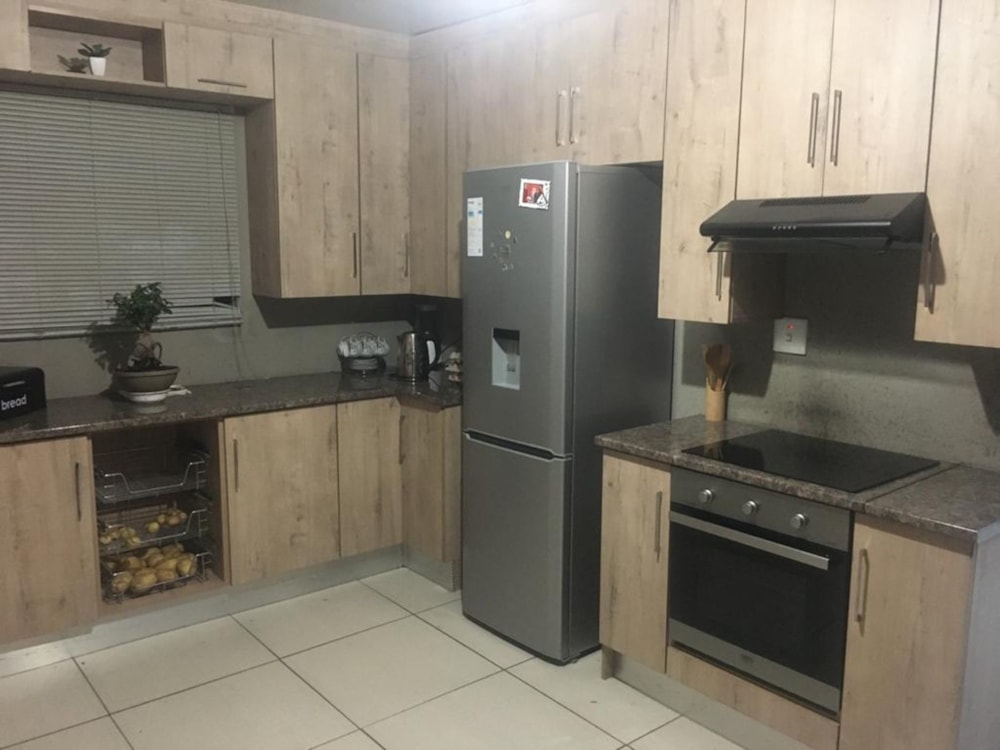 House for sale in Vanderbijlpark CE 7 - 1VT1609055 House for sale in Vanderbijlpark CE 7 - 1VT1609055