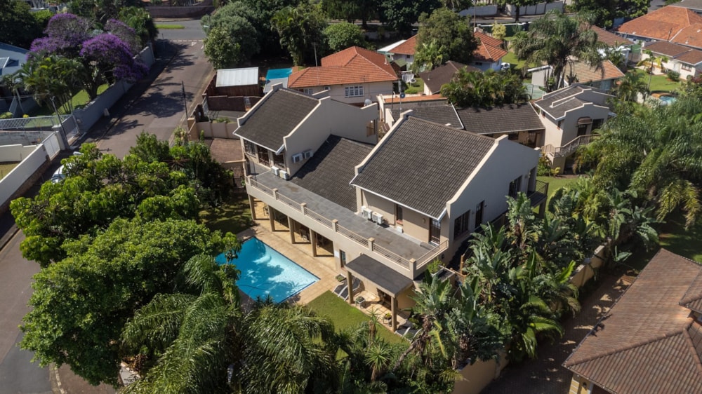 Double-storey house for sale in Durban North - 1ND1676658 Double-storey house for sale in Durban North - 1ND1676658