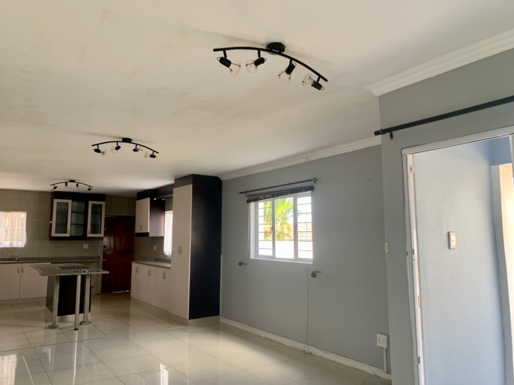 Cottage to rent in Durban North - 1ND1723443