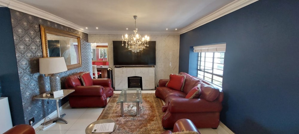 Double-storey house for sale in Durban North - 1ND1698000 Double-storey house for sale in Durban North - 1ND1698000